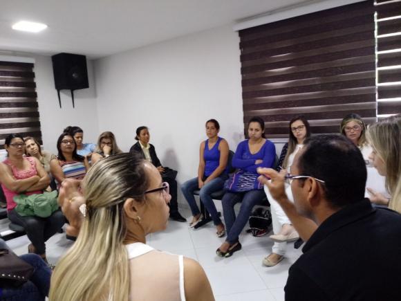 Secretaria de Saúde de Queimadas debate junto aos profissionais da atenção básica formas de prevenção ao suicídio