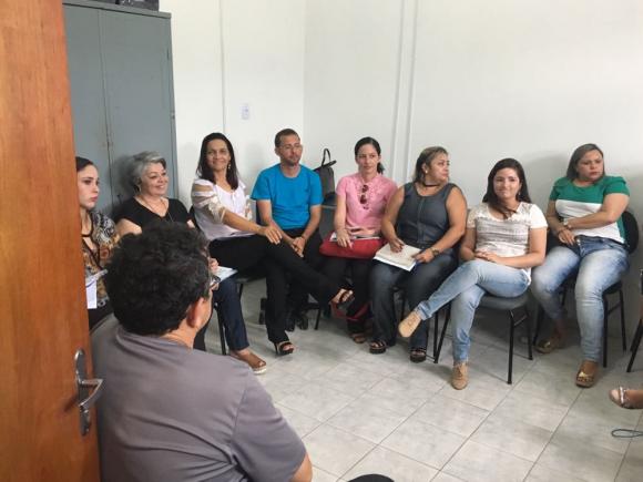 Seduc de Queimadas reúne equipe para discutir e planejar metas para 2018