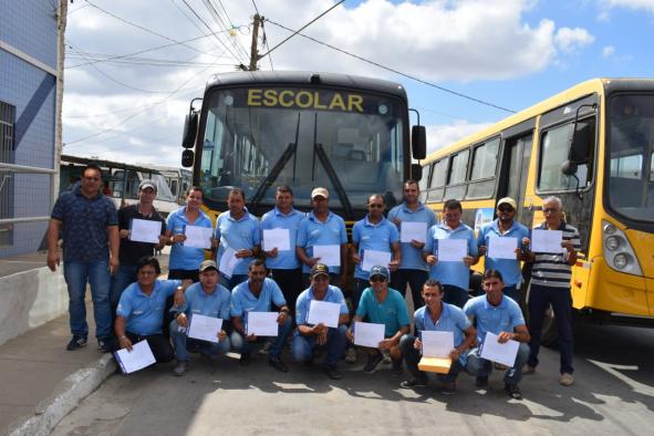 Setor de Transportes de Queimadas, promove capacitação para motoristas da Prefeitura Municipal