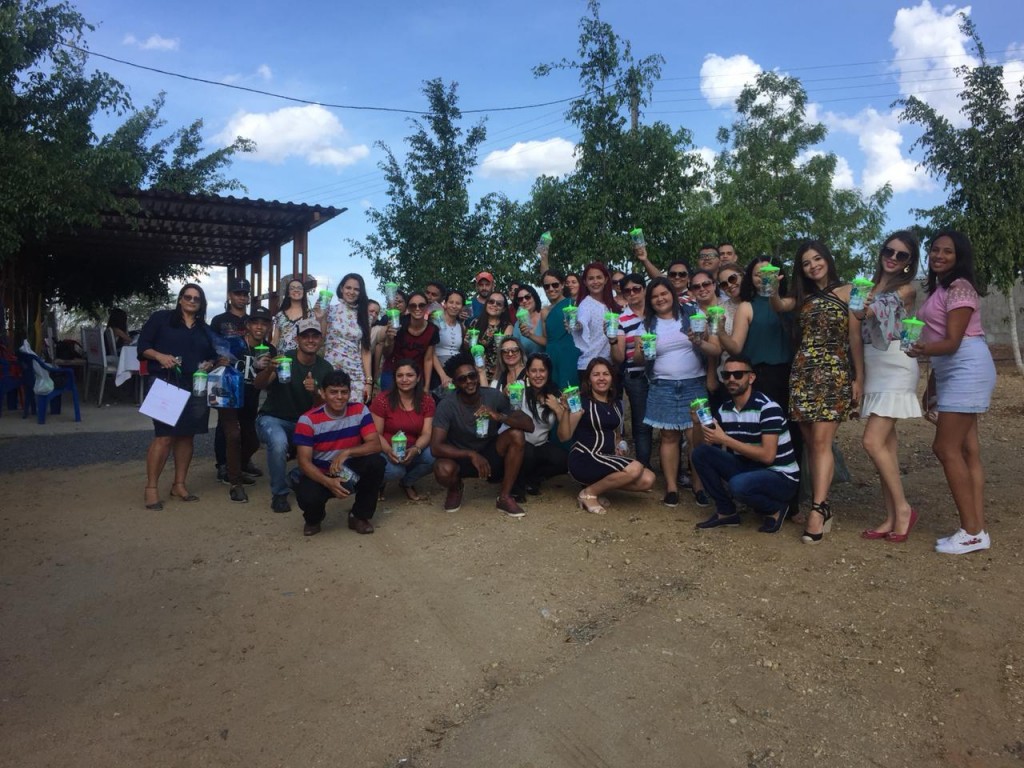 MEIO AMBIENTE: SMDS distribui canecas individuais para abolir uso do copo plástico por parte dos funcionários