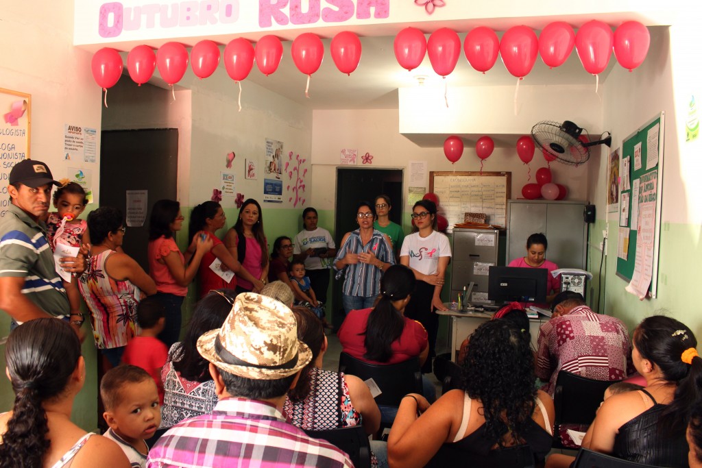 Outubro Rosa: unidades básicas de saúde realizam ações alusivas à campanha