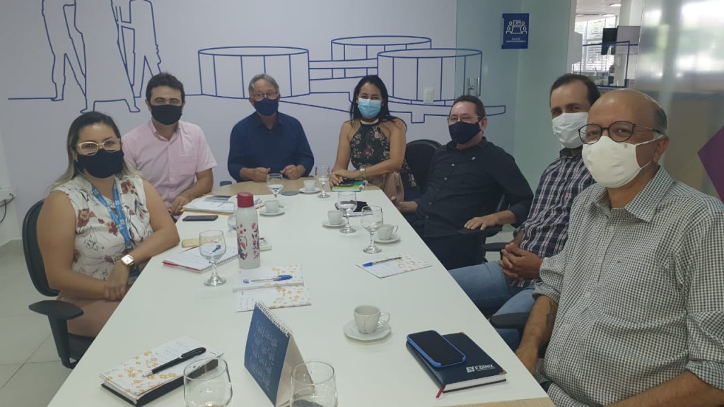 Equipe da Prefeitura de Queimadas se reúne com o SEBRAE PB para discutir projetos para 2021