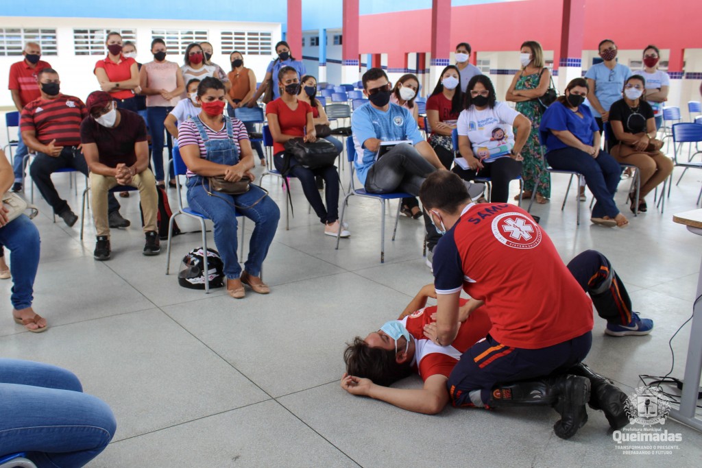 Semana do Bebê: educadores participam de capacitação sobre primeiros socorros