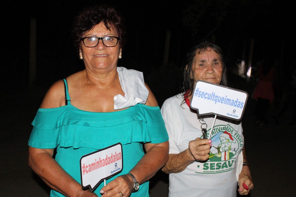 Caminhada da Lua reúne população e turistas em edição especial do Mês das Mulheres