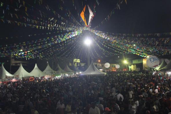 Neste domingo, sobem ao palco principal do São João da Tradição Walkiria Santos, Espora de Ouro e Coco Seco
