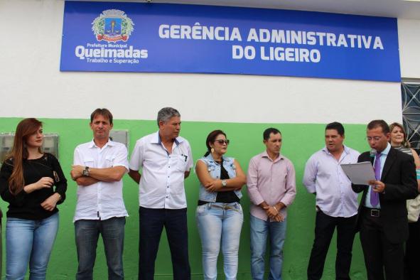 Com o propósito de atender melhor à população, prefeito Carlinhos de Tião inaugura sede de Gerência Administrativa da PMQ no Ligeiro