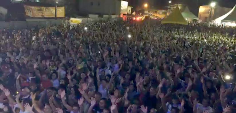 Recorde de público marca encerramento da Festa de Reis 2018, em Queimadas, com show de Padre Nilson Nunes