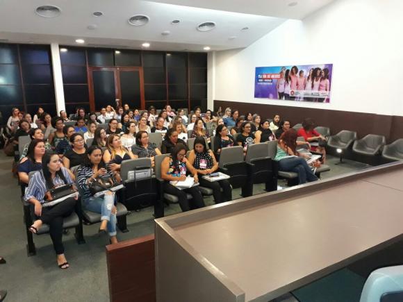 Equipe da Ream de Queimadas participa de curso de formação para Gestoras de órgãos de políticas públicas para as mulheres