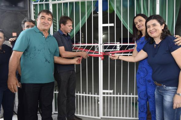 Prefeitura de Queimadas inaugura escola modelo no Sítio Zé Velho