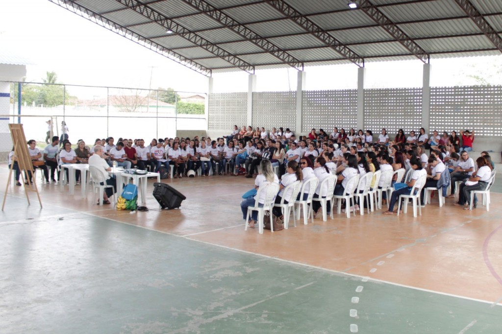 Seduc prepara os professores para trabalharem a Educação Emocional em todas as escolas municipais