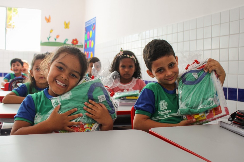 Após reforma e ampliação, Escola Municipal Leonildo Maciel inicia ano letivo sem turmas multisseriadas