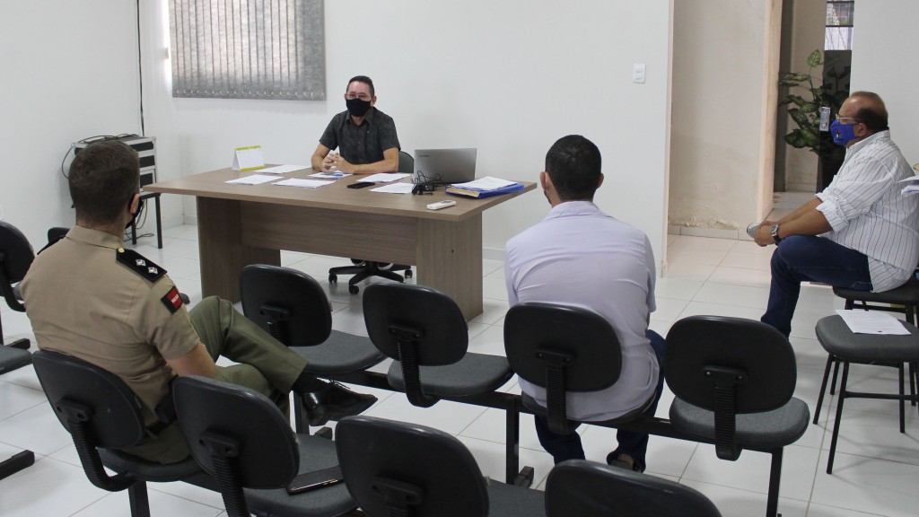Membros do Conselho Municipal de Segurança Pública se reúnem para eleger nova mesa diretora e aprova regimento interno