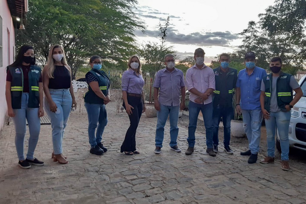 Prefeitura de Queimadas leva serviços da Secretaria de Agricultura e Meio Ambiente para o sítio Fazenda Velha