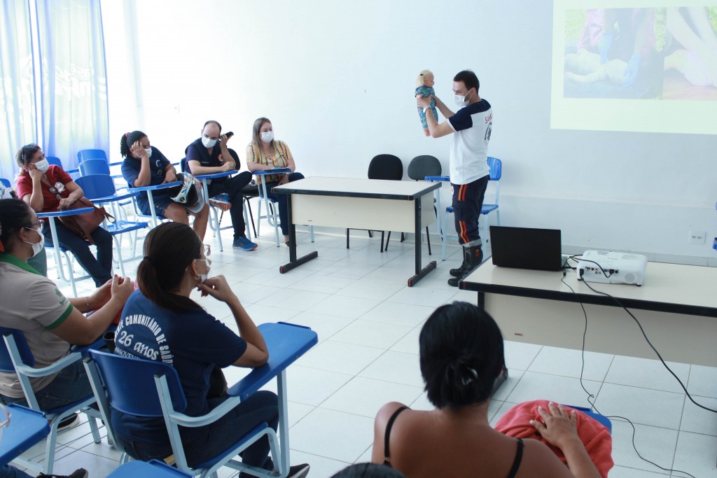 Secretaria de Saúde promove oficinas de primeiros socorros para agentes comunitários de saúde