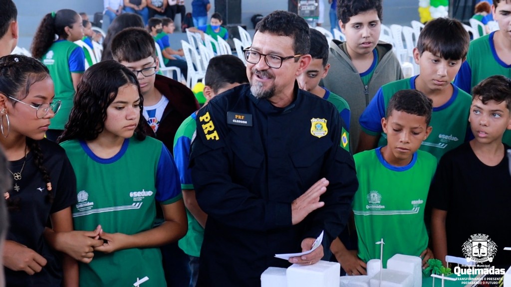 Secretaria de Educação de Queimadas e Polícia Rodoviária Federal realizam culminância do projeto “Educar PRF 2022”